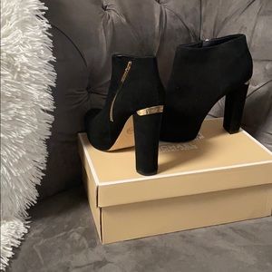 Michael kors ankle boots black
